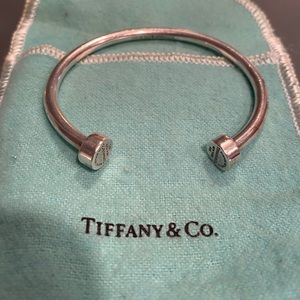 Return to Tiffany Circle Edge Bangle Cuff